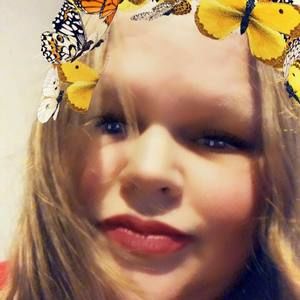 Meet your Posher, Kelli